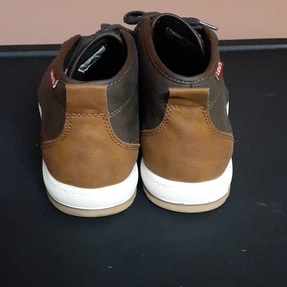 Shoes - Picture 3 of 3